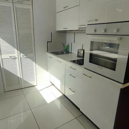 Lejlighed Bright 2-bdrm *